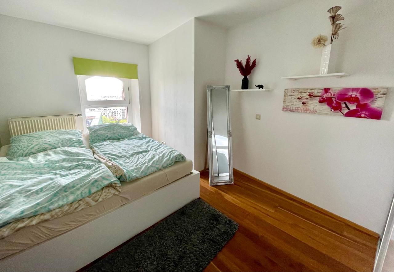 Una Apartment Vienna Exterior photo