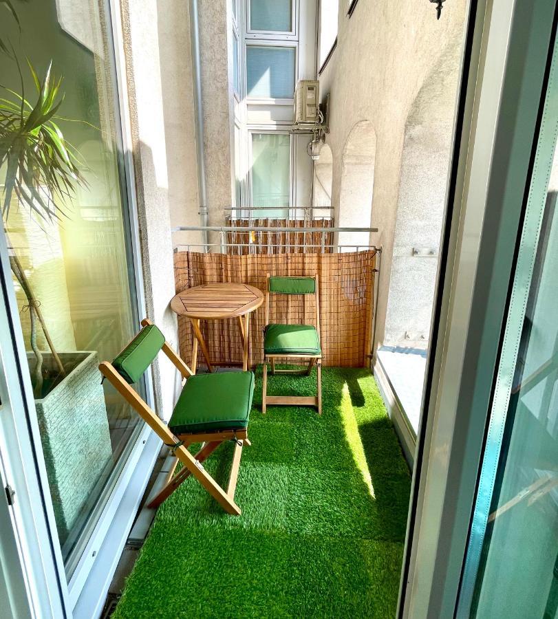 Una Apartment Vienna Exterior photo